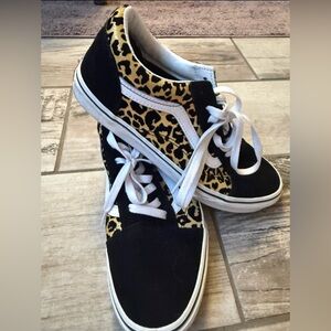 Vans Women's Leopard Print Black and Tan Low-Top Sneakers